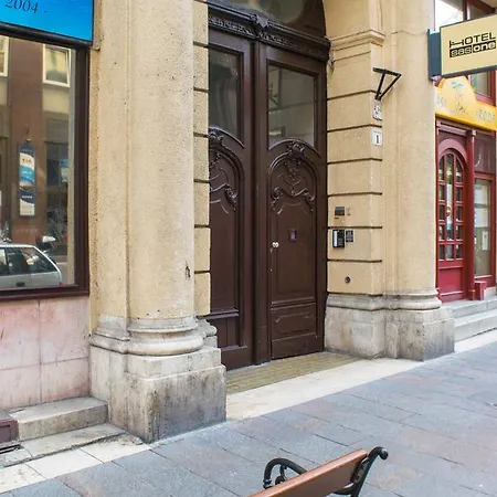Sas Budapest